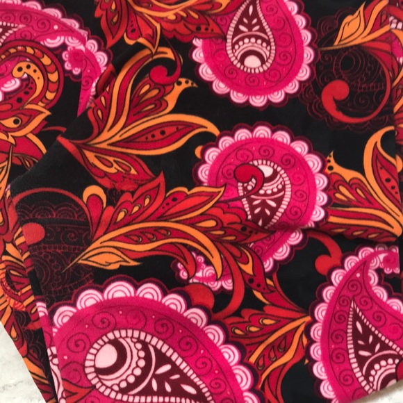 Floral Lularoe Everyday Leggings - Picture 2 of 8